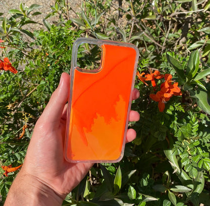 Luminous Liquid Glitter Sand Case for iPhone 15/16/14 Pro Max – Luxury Glow Quicksand Cover